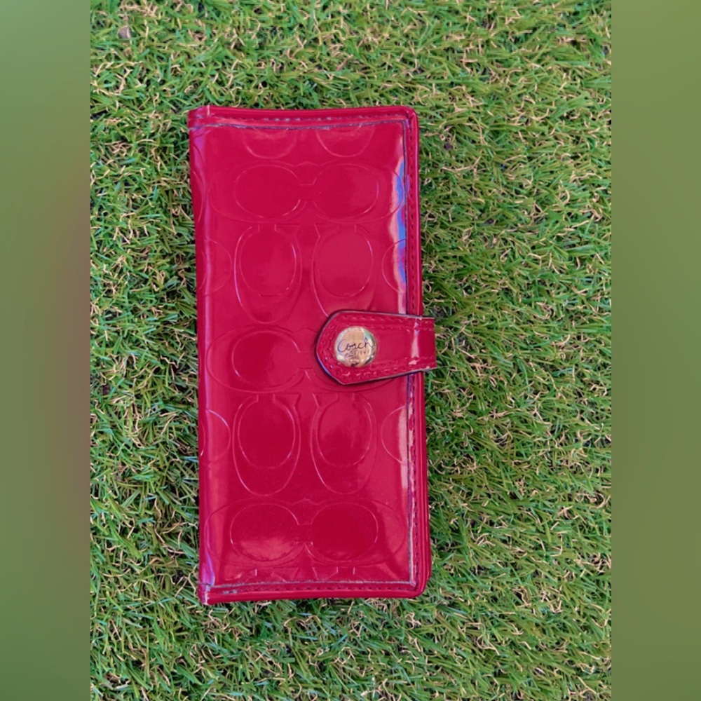 COACH red mini wallet